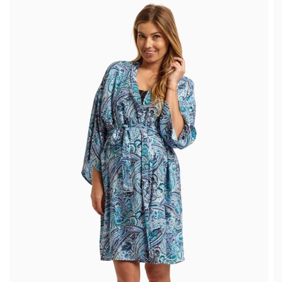 Pinkblush Tops - Maternity Pinkblush Paisley Delivery/Nursing Robe Pinkblush Tops - Maternity Pinkblush Paisley Delivery/Nursing Robe